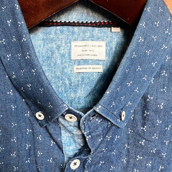 7 Diamonds - Picture 3 of 14